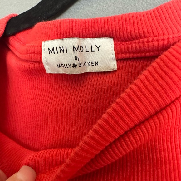 Cute top - Picture 2 of 3